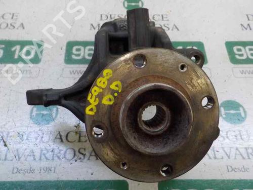 Used Right front steering knuckle Right front steering knuckle PEUGEOT 208 I (CA_, CC_) 1.6 HDi / BlueHDi 75 (75 hp) 5668873 5668873