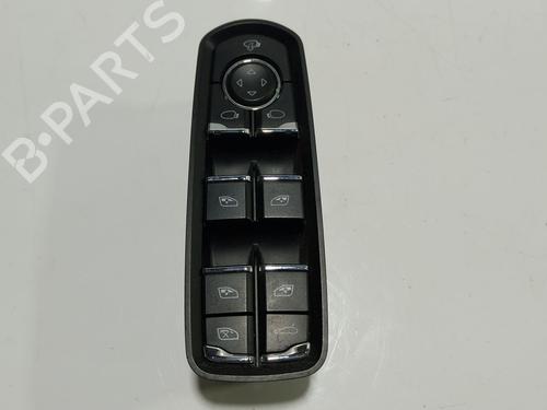 venstre-foran-elrute-bryter-porsche-macan-95b-2014-32511170 main image