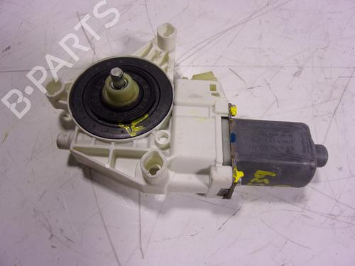 Used Right front window motor Right front window motor MERCEDES-BENZ GL-CLASS (X164) GL 320 CDI 4-matic (164.822) (224 hp) 15839437 15839437