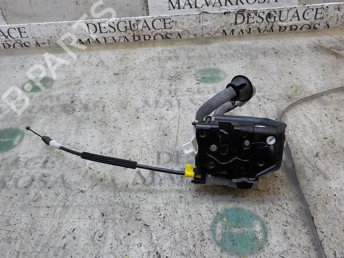 Fechadura frente direita Fechadura frente direita AUDI A1 Sportback (8XA, 8XF) 1.0 TFSI (95 hp) 4006724 4006724
