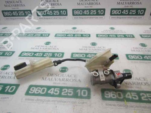 Used Brake master cylinder Brake master cylinder PEUGEOT 308 I (4A_, 4C_) 1.6 HDi (92 hp) 3877164 3877164