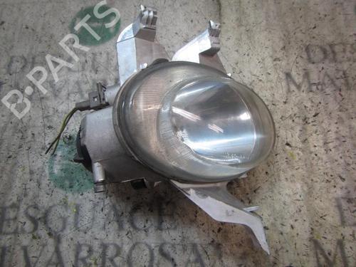 Used Left front fog light Left front fog light PEUGEOT 206 Hatchback (2A/C) 1.4 16V (88 hp) 3833730 3833730
