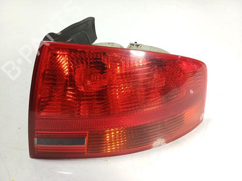 Højre baglygte AUDI A4 B7 (8EC) 3.0 TDI quattro (204 hp) 24842774