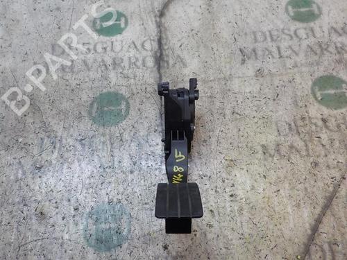 Used Pedal Pedal DACIA SANDERO II TCe 90 (B8M1, B8MA, B8AC) (90 hp) 3850912 3850912