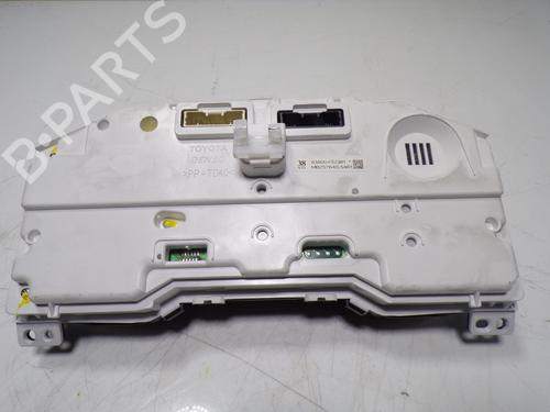 Instrument cluster TOYOTA COROLLA Saloon (_E21_)  | BP11852323C47