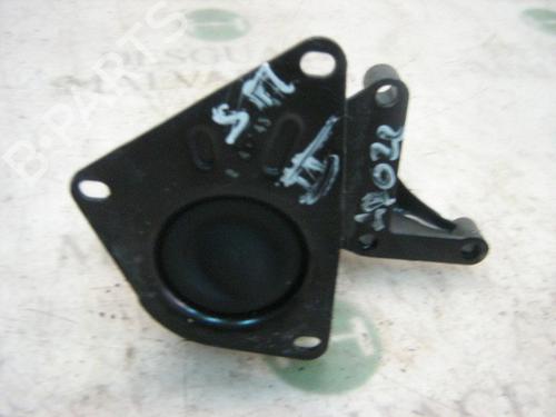 Used Engine mount VW POLO II (86C, 80) [1981-1994]  9086490