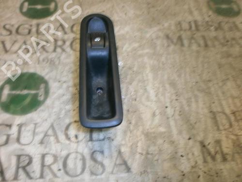 Used Left rear window switch RENAULT GRAND SCÉNIC II (JM0/1_) 1.5 dCi (JM1E) (106 hp) 3756877