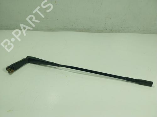front-wipers-mechanism-audi-a7-sportback-4ka-55-tfsi-mild-hybrid-quattro-4k19554081p9-4k1955408-2017-22758150 main image