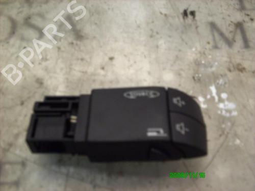Used Electronic module Electronic module RENAULT LAGUNA II (BG0/1_) [2001-2007] 3771888 3771888