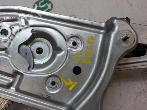Front right window mechanism RENAULT MEGANE III Hatchback (BZ0/1_, B3_) 1.5 dCi (BZ1G, BZ1W, BZ0R) | BP4003258C23 