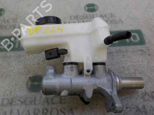 Brake master cylinder SEAT ATECA (KH7, KHP) | BP6240976M77 - Image 3