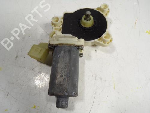 Used Right rear window motor MERCEDES-BENZ CLS (C219) CLS 320 CDI (219.322) (224 hp) 8420422