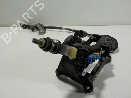 Used Gear lever Gear lever TOYOTA VERSO (_R2_) 1.6 (ZGR20_, ZGR20R) (132 hp) 13411304 13411304