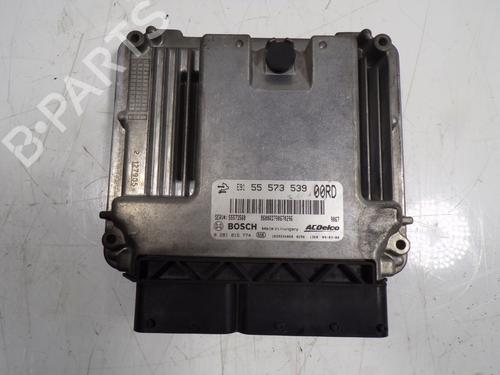 Used Engine control unit (ECU) Engine control unit (ECU) OPEL INSIGNIA A (G09) 2.0 CDTI (68) (131 hp) 8896103 8896103