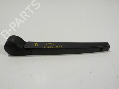 Used Rear windshield wiper arm SEAT ARONA (KJ7, KJP) 1.6 TDI (95 hp) 12102123