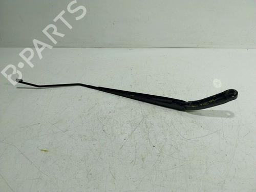 Used Front windshield wiper arm Front windshield wiper arm 38256767 38256767