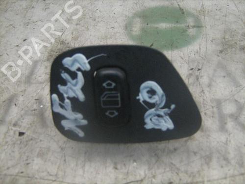 Used Right front window switch Right front window switch MERCEDES-BENZ E-CLASS (W210) E 270 CDI (210.016) (170 hp) 3769334 3769334