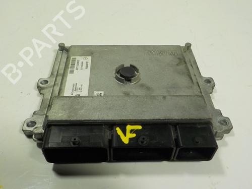 Used Engine control unit (ECU) DACIA SANDERO II TCe 90 (B8M1, B8MA, B8AC) (90 hp) 13208760