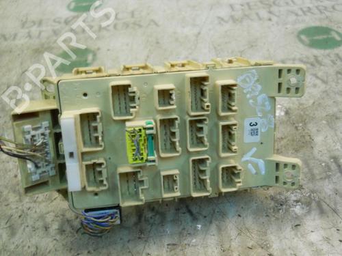 Fuse box TOYOTA YARIS (_P1_) | BP3754496E1
