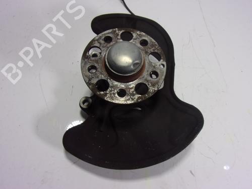 Used Right front steering knuckle MERCEDES-BENZ C-CLASS (W204) [2007-2015]  10653040
