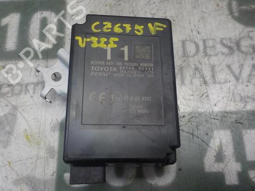 Used Electronic module Electronic module TOYOTA AURIS (_E18_) 1.8 Hybrid (ZWE186_, ZWE186R) (136 hp) 3863353 3863353