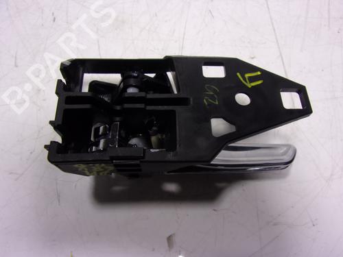 Front right interior door handle TOYOTA HILUX VIII Pickup (_N1_) 2.8 TD 4WD (GUN126) | BP16333865I14 