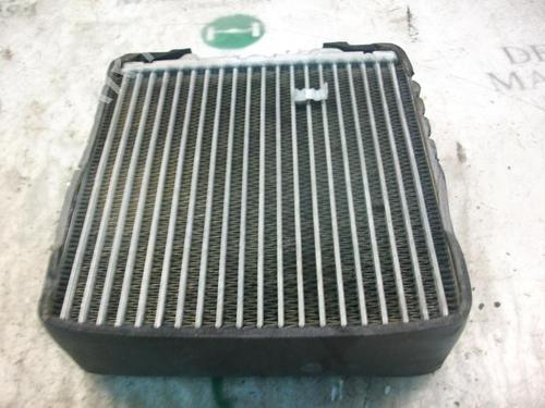 Used Air conditioning evaporator NISSAN PRIMERA (P12) 2.2 dCi (139 hp) 11641804