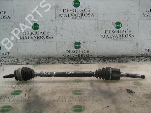 Used Right front driveshaft CHRYSLER VOYAGER / GRAND VOYAGER III (GS_, NS_) 2.5 TD (116 hp) 3744453