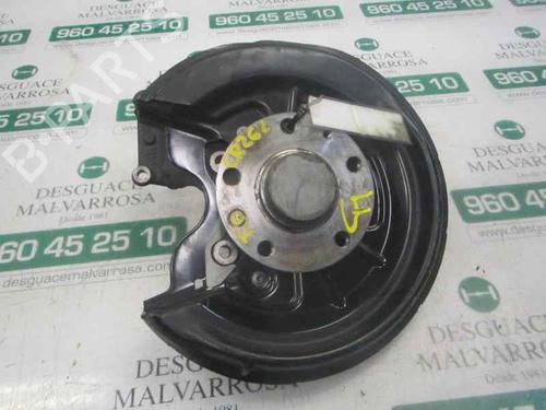 Used Right rear steering knuckle Right rear steering knuckle VW GOLF VI (5K1) 1.6 TDI (105 hp) 3824079 3824079
