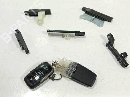 Used Ignition barrel Ignition barrel TOYOTA C-HR (_X2_, _H2_) Hybrid (ZYX20) (140 hp) 39908021 39908021