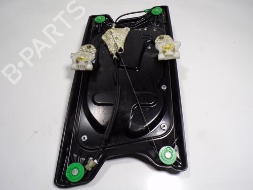 Used Front left window mechanism Front left window mechanism LAND ROVER RANGE ROVER SPORT I (L320) 2.7 D 4x4 (190 hp) 8257630 8257630