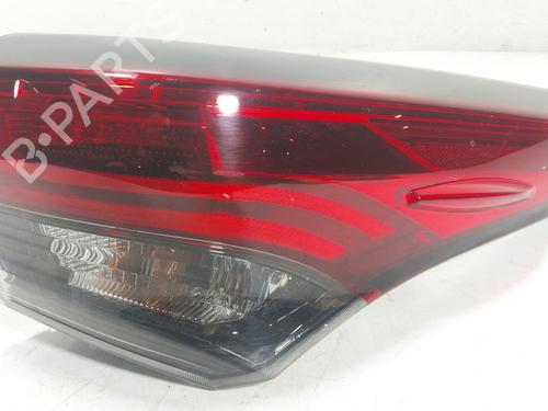 right-taillight-toyota-highlander-gsu7_-axuh7_-txua7_-2019-32280862 main image