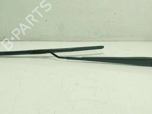 Used Front windshield wiper arm Front windshield wiper arm 38182255 38182255