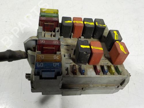 Used Fuse box Fuse box FIAT STILO (192_) 1.9 D Multijet (100 hp) 8418486 8418486