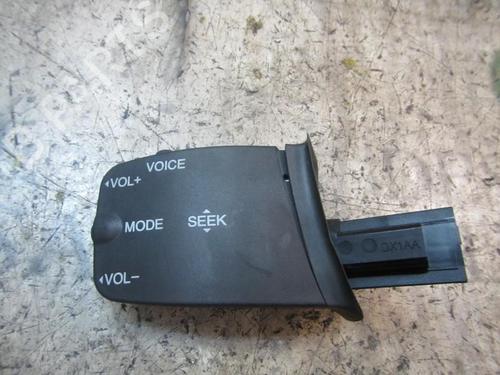 Used Electronic module Electronic module FORD FOCUS II Turnier (DA_, FFS, DS) 2.0 TDCi (136 hp) 3843964 3843964