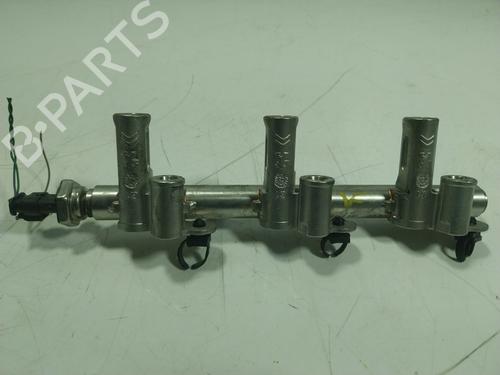 Used Injection rail Injection rail OPEL CORSA F (P2JO) 1.2 (68) (101 hp) 17659523 17659523