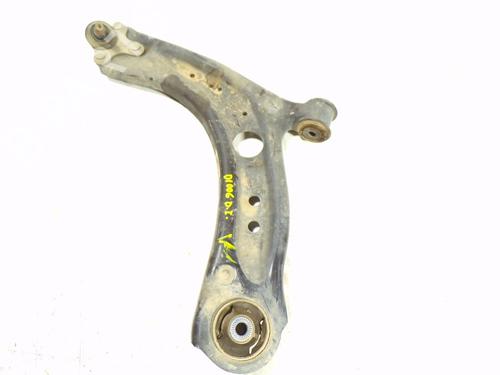 Used Left front suspension arm VW GOLF VII (5G1, BQ1, BE1, BE2) 1.6 TDI (115 hp) 8393318