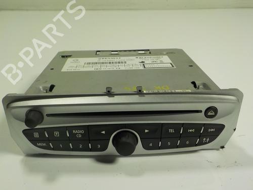 radio-renault-megane-iii-hatchback-bz01_-b3_-281159389r-2008-17052757 main image