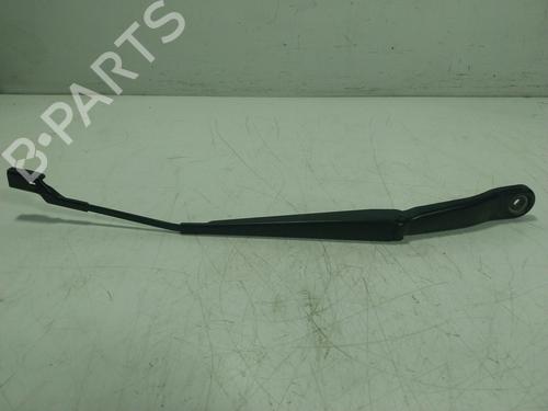 Used Front windshield wiper arm Front windshield wiper arm 19533866 19533866