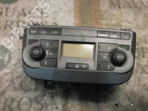 Used Climate control FIAT GRANDE PUNTO (199_) 1.3 D Multijet (199.AXD11, 199.AXD1A, 199.AXD1B,... (90 hp) 3788429