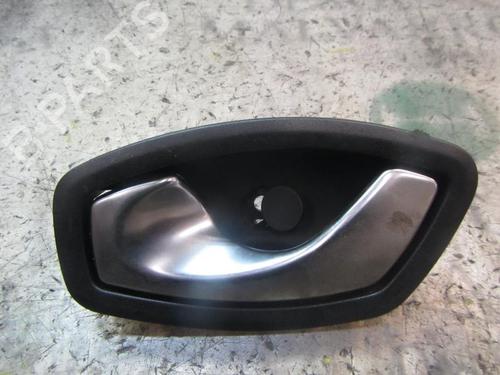 Venstre bak invendig håndtak RENAULT MEGANE III Hatchback (BZ0/1_, B3_) 1.5 dCi (106 hp) 3835645