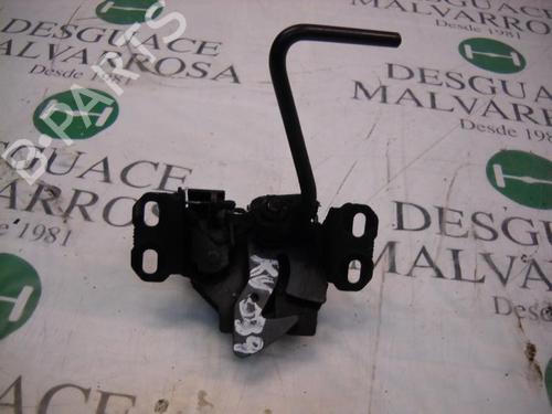 Used Hood lock MERCEDES-BENZ A-CLASS (W168) A 170 CDI (168.008) (90 hp) 8769644