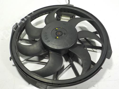Used Radiator fan MERCEDES-BENZ B-CLASS Sports Tourer (W245) [2005-2011]  10771012