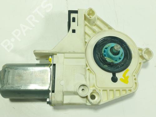 Used Left front window motor Left front window motor LAND ROVER DISCOVERY IV (L319) 2.7 TD 4x4 (190 hp) 30269550 30269550