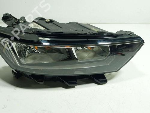 right-headlight-vw-t-roc-a11-d11-2017-38077107 main image