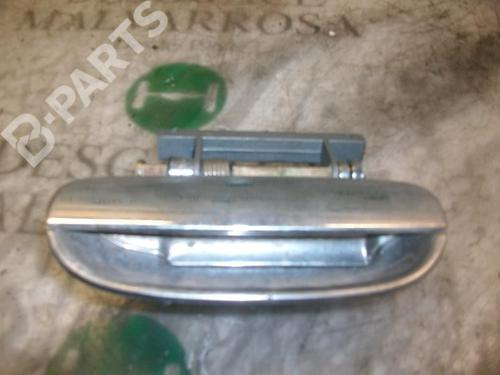 Used Rear right exterior door handle Rear right exterior door handle ALFA ROMEO 166 (936_) 2.4 JTD (936AXA00, 936A3B00) (150 hp) 3747437 3747437
