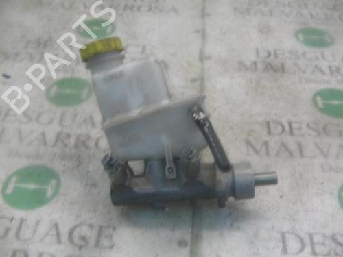 Used Brake master cylinder FIAT PUNTO (188_) 1.2 16V 80 (188.233, .235, .253, .255, .333, .353, .639,... (80 hp) 3734821