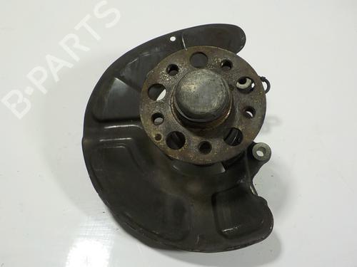 Used Left front steering knuckle Left front steering knuckle MERCEDES-BENZ E-CLASS (W212) E 220 CDI / BlueTEC (212.001, 212.002) (170 hp) 13364954 13364954