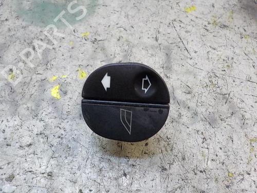 Used Right front window switch FORD FIESTA V (JH_, JD_) 1.4 TDCi (68 hp) 3845974