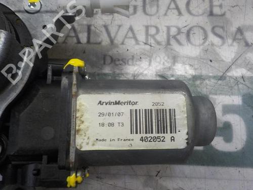 Rudehejsemekanisme Højre bagtil NISSAN QASHQAI / QASHQAI +2 I (J10, NJ10, JJ10E)  | BP4001657C25 